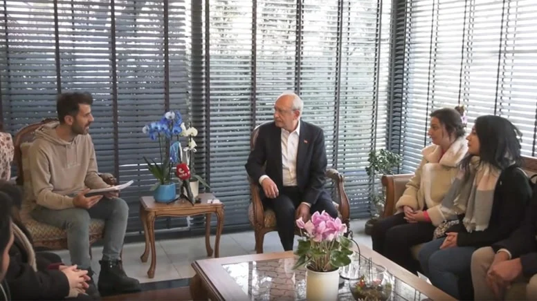 Mülakat Mağduru Öğretmenler Kemal Kılıçdaroğlu ile Görüştü