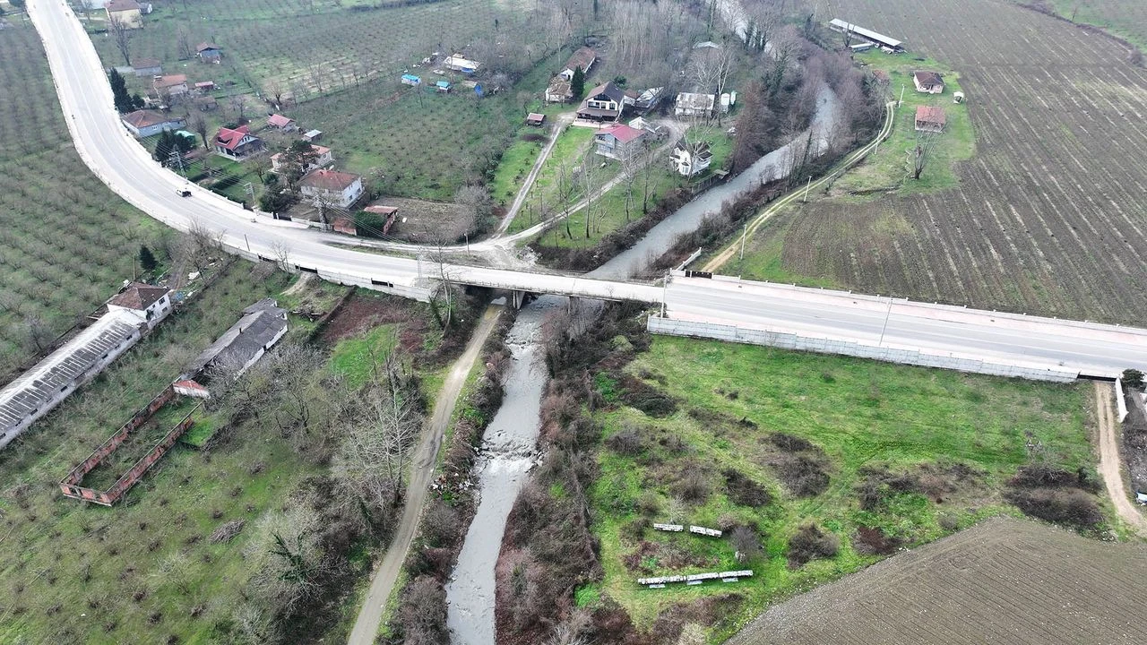Sakarya Ulaşımına Yeni Soluk! Alemdar’dan Dev Köprü Projesi