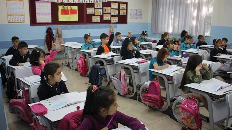 18 Mart Çanakkale Zaferi Resmi Tatil Mi? İşte 2025 Tatil Takvimi
