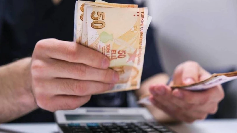 Tatil Uzarsa Maaşlar Düşer mi? SGK Uzmanı Net Konuştu