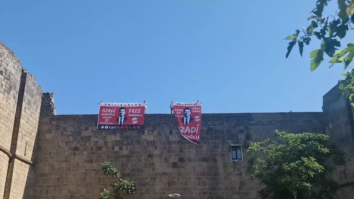 Surlarda İmamoğlu Krizi: CHP’liler Emniyete Götürüldü