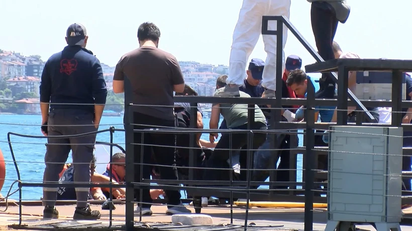 Köprüde Feci Son! Aracını Durdurdu, Boğaza Atladı