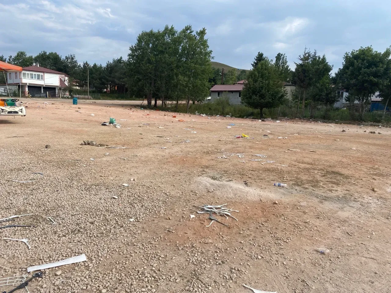 Festival Sonrası Perşembe Yaylası Çöple Kaplandı