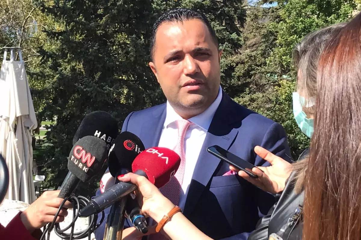 Rezan Epözdemir’in 35 Milyon TL’lik Aracına El Konuldu: Korsan Çakar İddiası