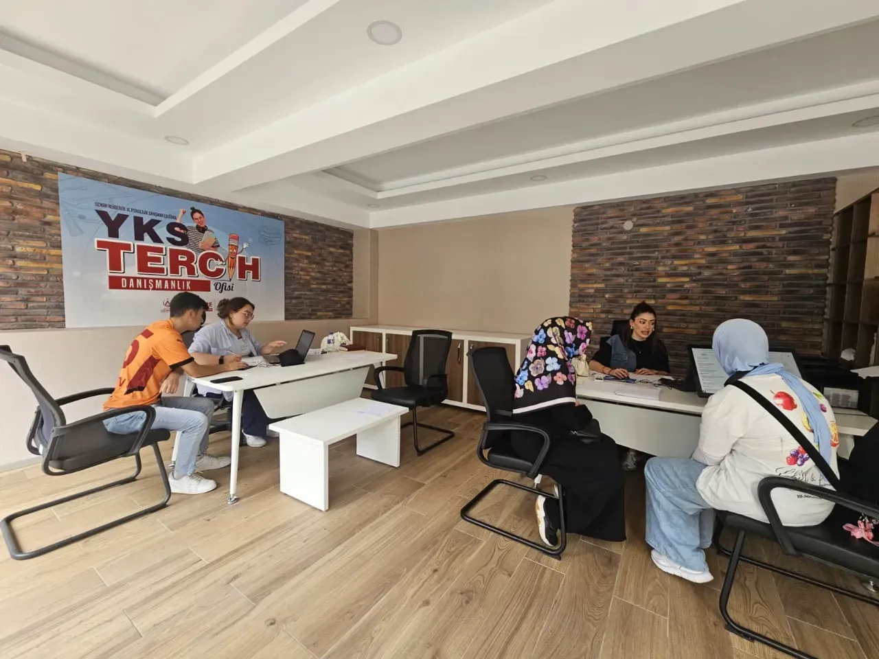 Altınordu Belediyesi, YKS Tercih Döneminde Gençlerin Yanında Oldu