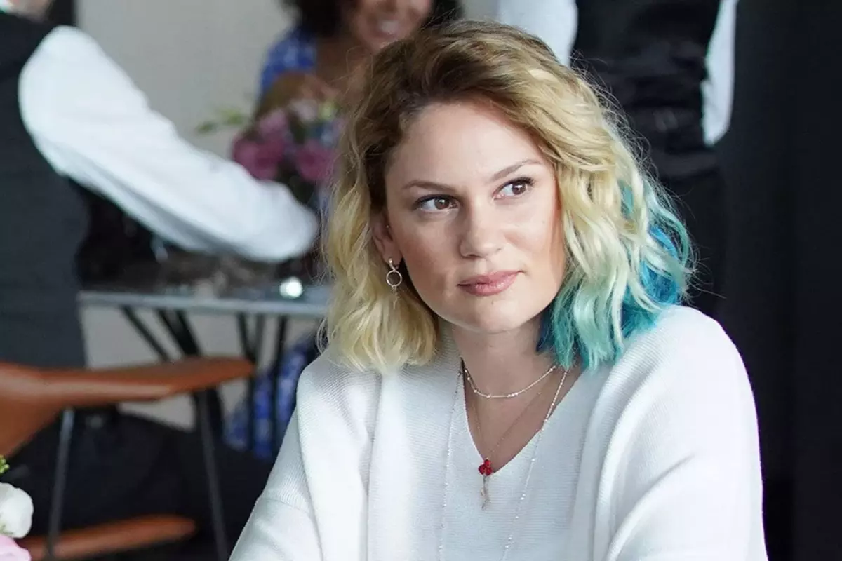 Farah Zeynep Abdullah Doğum Gününde Aldığı Acı Haberle Yıkıldı