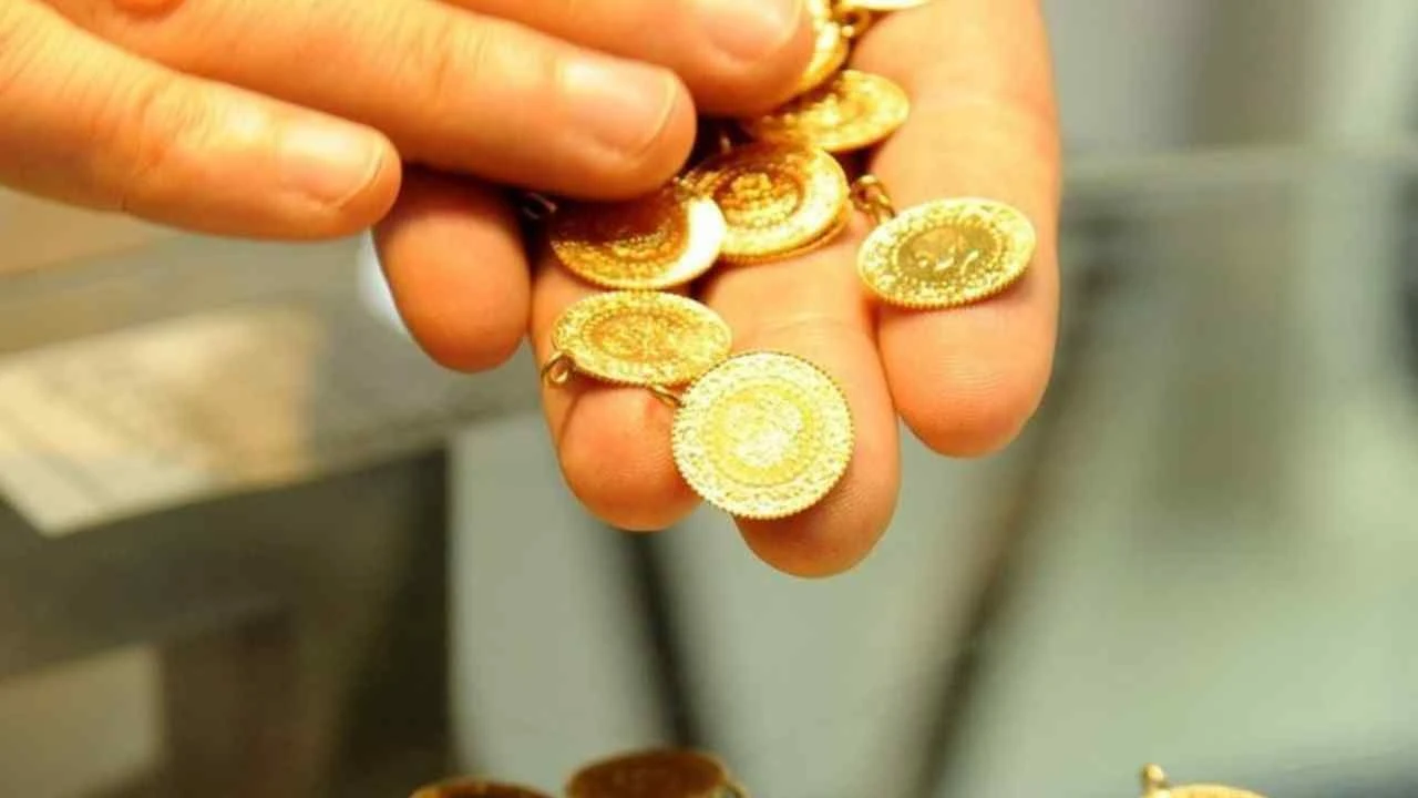 Kuyumcular Mesajı Verdi! Gram Altın İçin Yıl Sonu Fiyatı