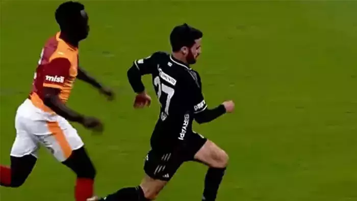 Galatasaray - Beşiktaş Derbisinin Tartışmalı Pozisyonlarına Trio’dan Değerlendirme