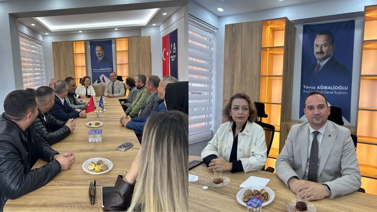 İYİ Parti'den Anahtar Parti Ünye İlçe Binasına Ziyaret