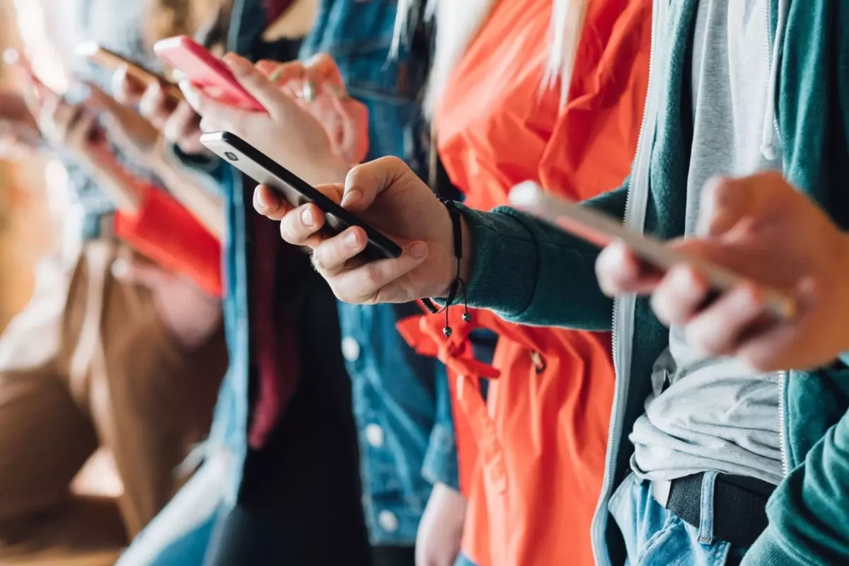 Öğrencilere ÖTV’siz Akıllı Telefon Alma Hakkı Genişliyor