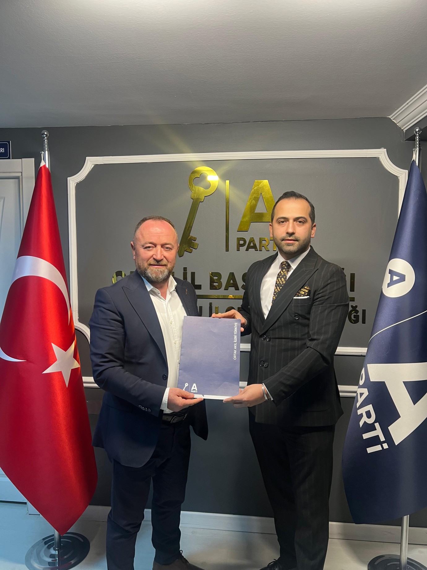 Ünye’den Siyasete Güçlü Bir İsim: Ahmet Tire’ye Anahtar Parti’de Önemli Görev