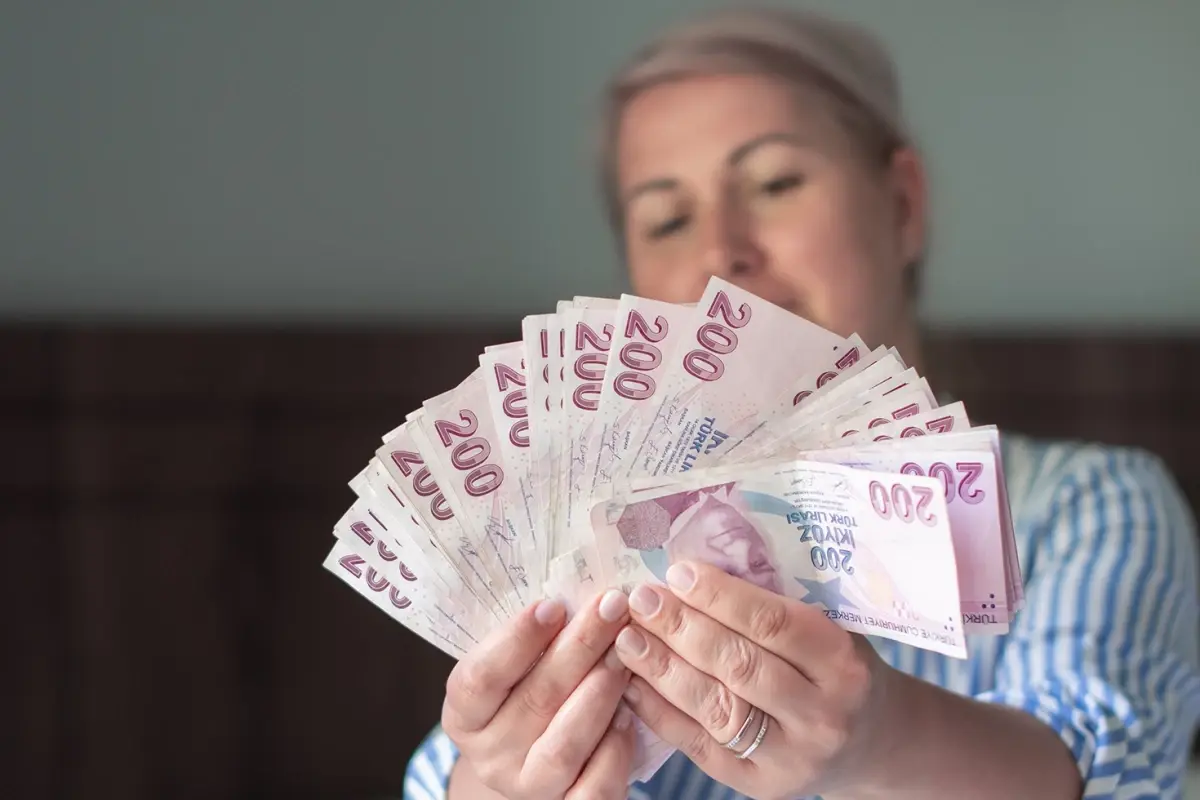 Emekli Maaşları İçin Yeni Dönem Başlıyor: Sistem Baştan Düzenlenecek