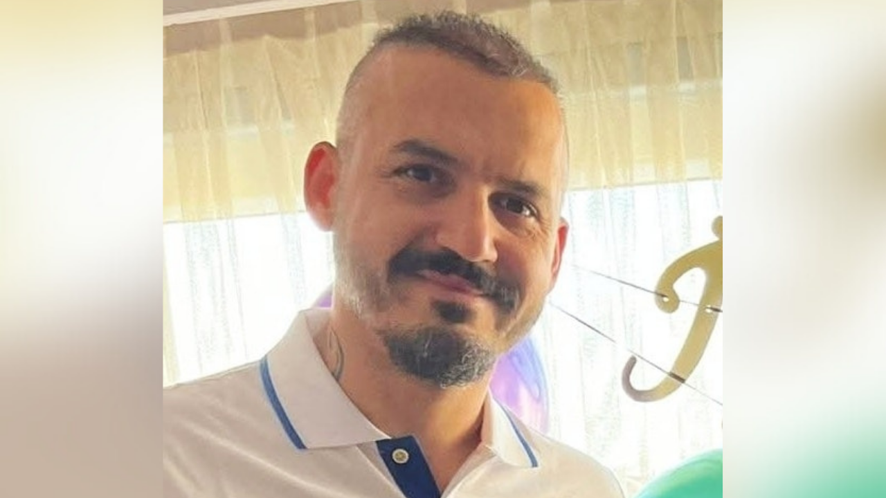Ordu'da Mesut Öğretmen Halı Sahada Hayatını Kaybetti