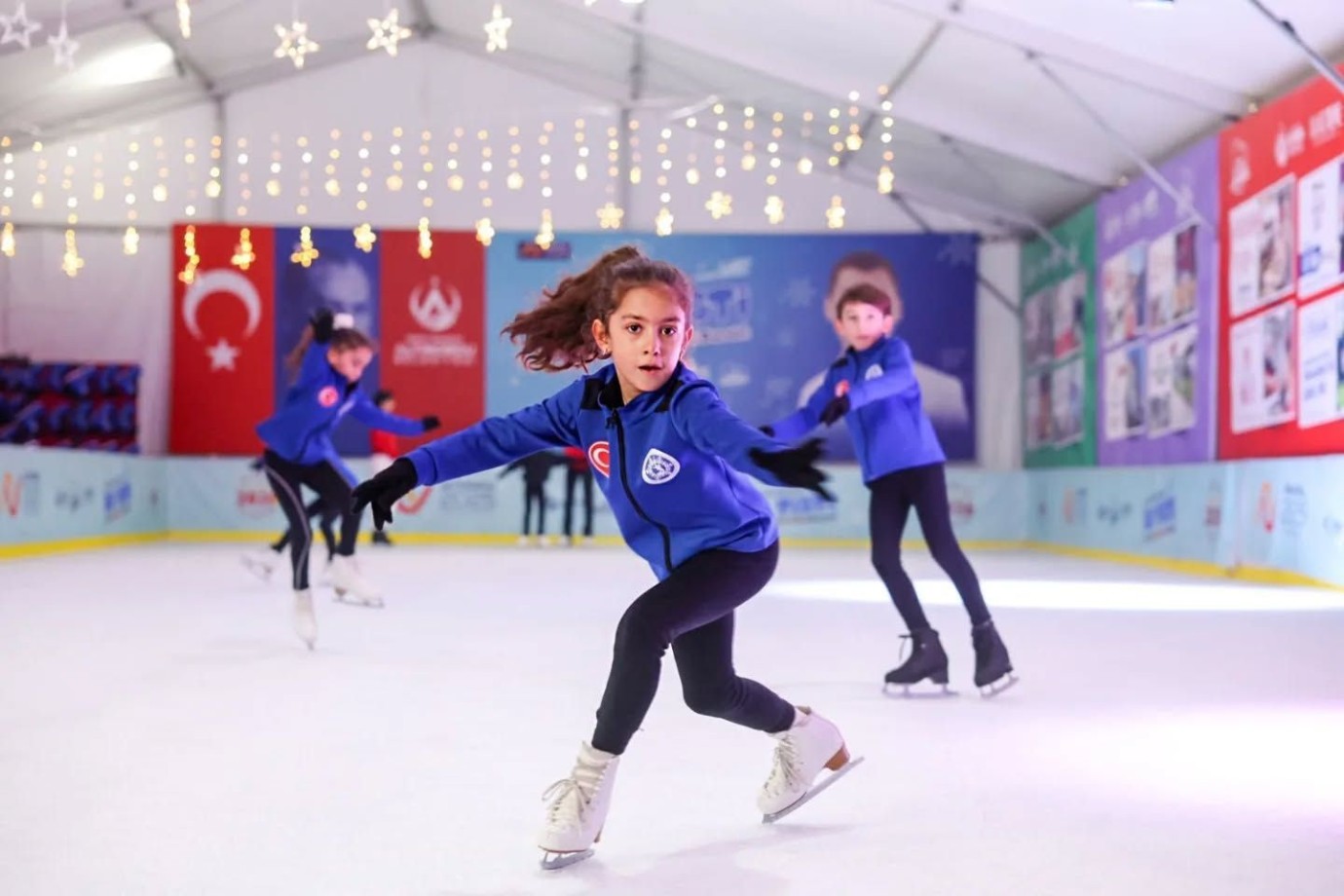 Altınordu Belediyesi’nden Samsunlu Sporculara Buz Üzerinde Destek