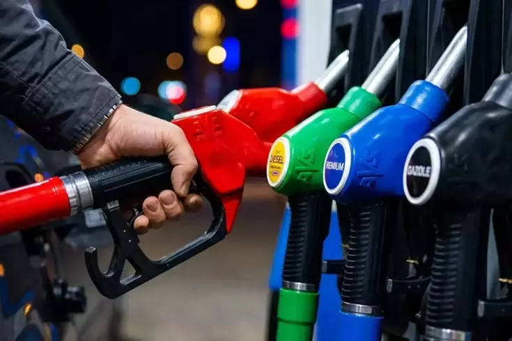 Akaryakıtta Büyük Dalgalanma Zam Üstüne İndirim Tabela Değişti