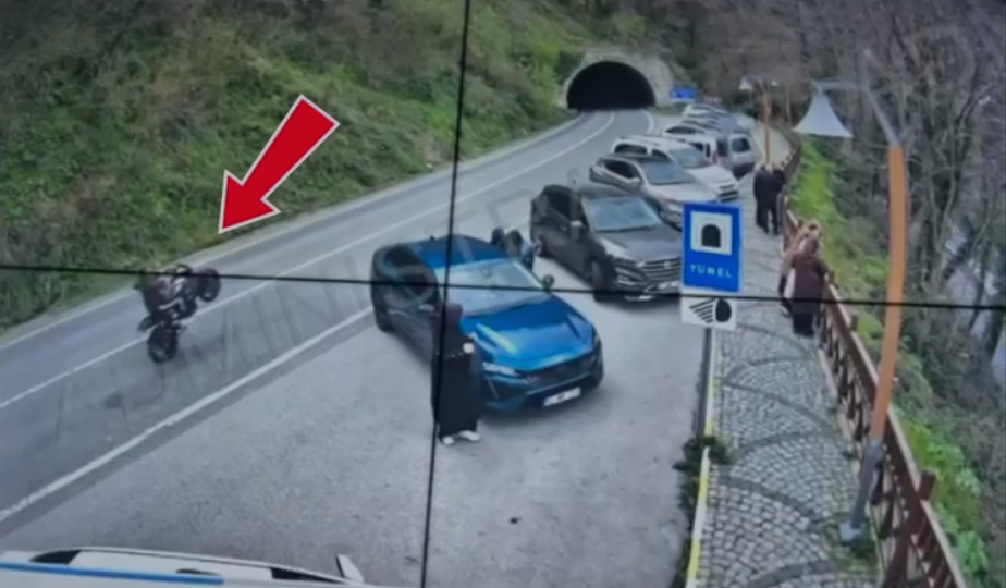 Tek Teker Şov Yaptı Ehliyetsiz Sürücüye Rekor Ceza Kesildi