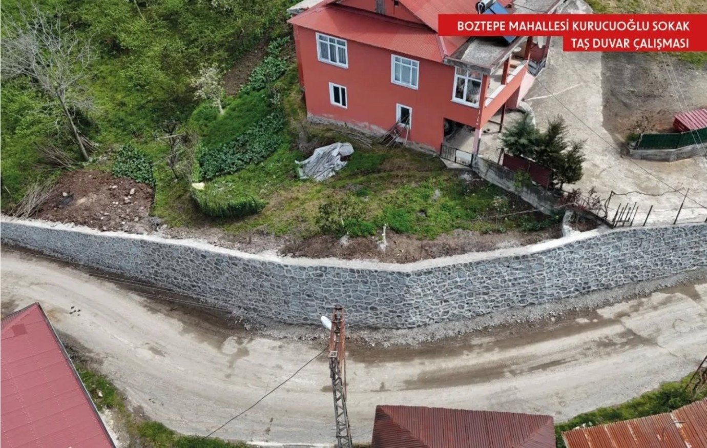 Altınordu Belediyesi 7 Mahallede 8 Noktada Taş Duvar Çalışmasını Tamamladı