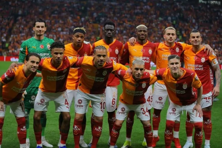 Galatasaray İçin Şampiyonluk Yorumu 350 Milyon Euroluk Kadro Tartışılıyor