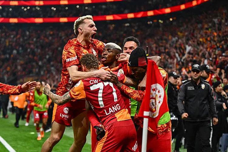 Galatasaray’da 4. Şampiyonluğun Fitili Muslera’nın Veda Yemeğinde Ateşlendi