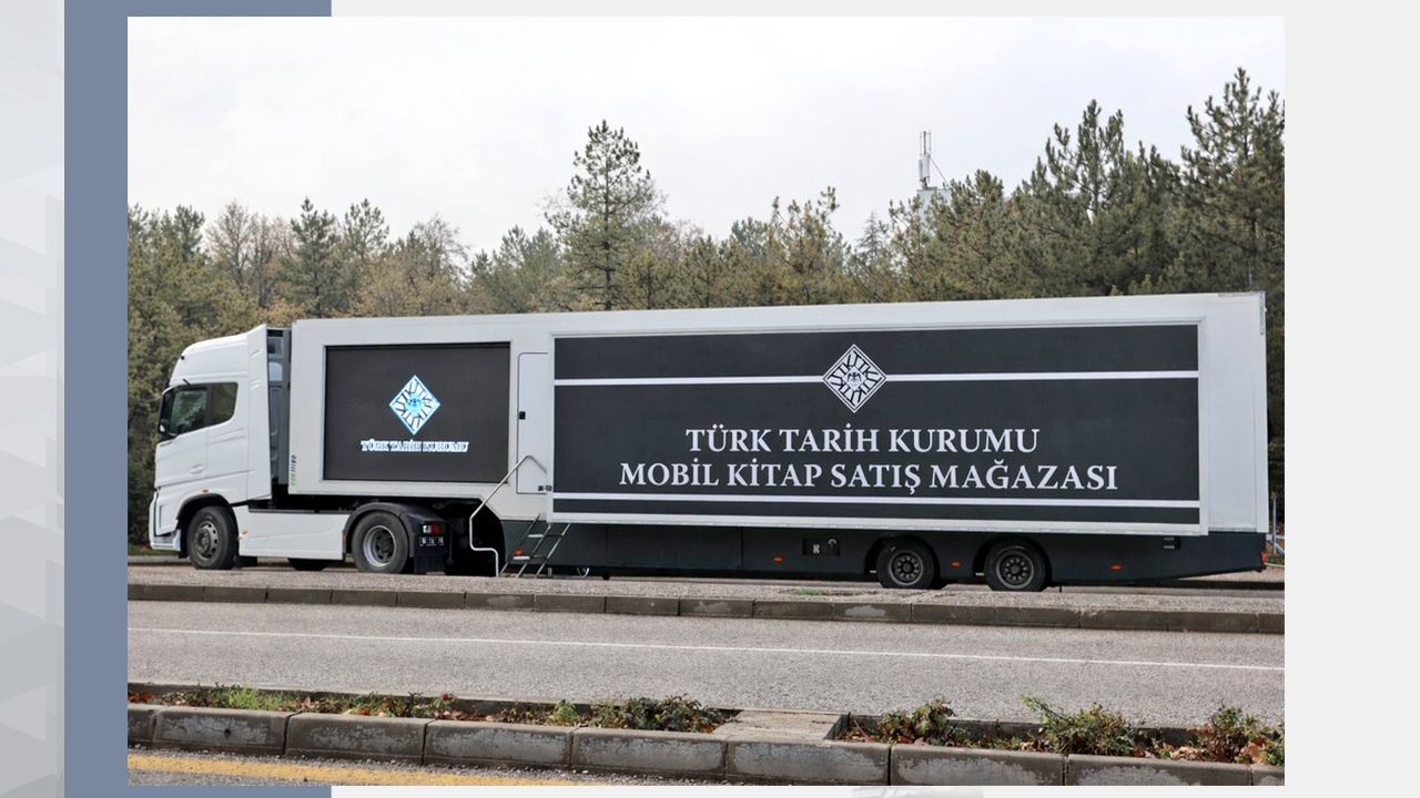 Türk Tarih Kurumu Mobil Kitap Satış Mağazası Ordu’da Okurlarla Buluşuyor
