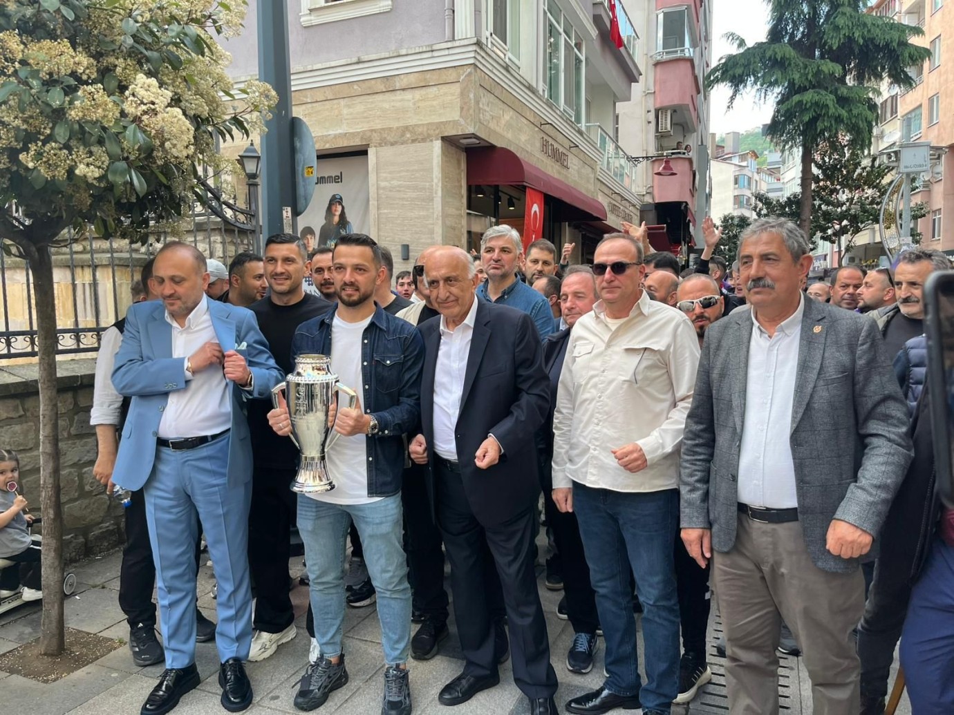 52 Orduspor’dan Şampiyonluk Coşkusu Ordu Sokaklarına Taştı