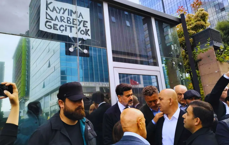 Mutlak Butlan Sonrası CHP Genel Merkezi’nde Neler Oluyor?