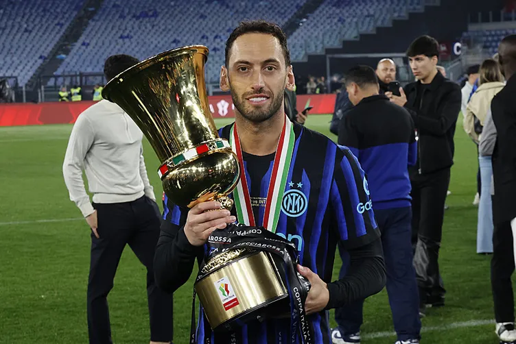 Hakan Çalhanoğlu İçin Süper Lig’de Yeni İddia
