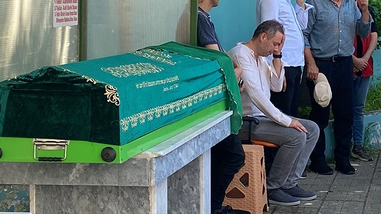 1,5 Yaşındaki Ebrar Yardımcı  Balkondan Nasıl Düştü? Ölümünde İhmal Mi Var?