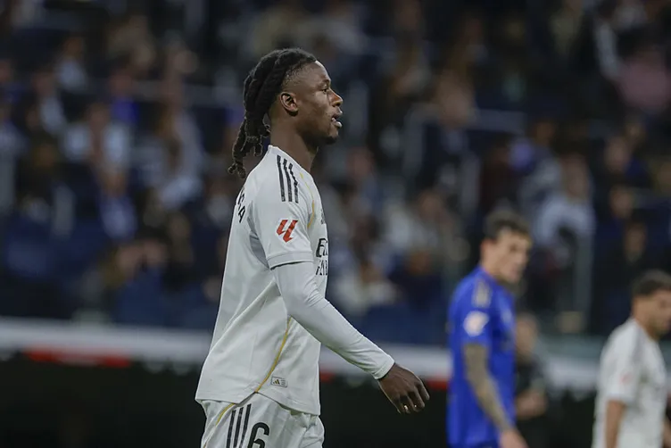 Galatasaray’dan Eduardo Camavinga Hamlesi Maaş Talebi Netleşti