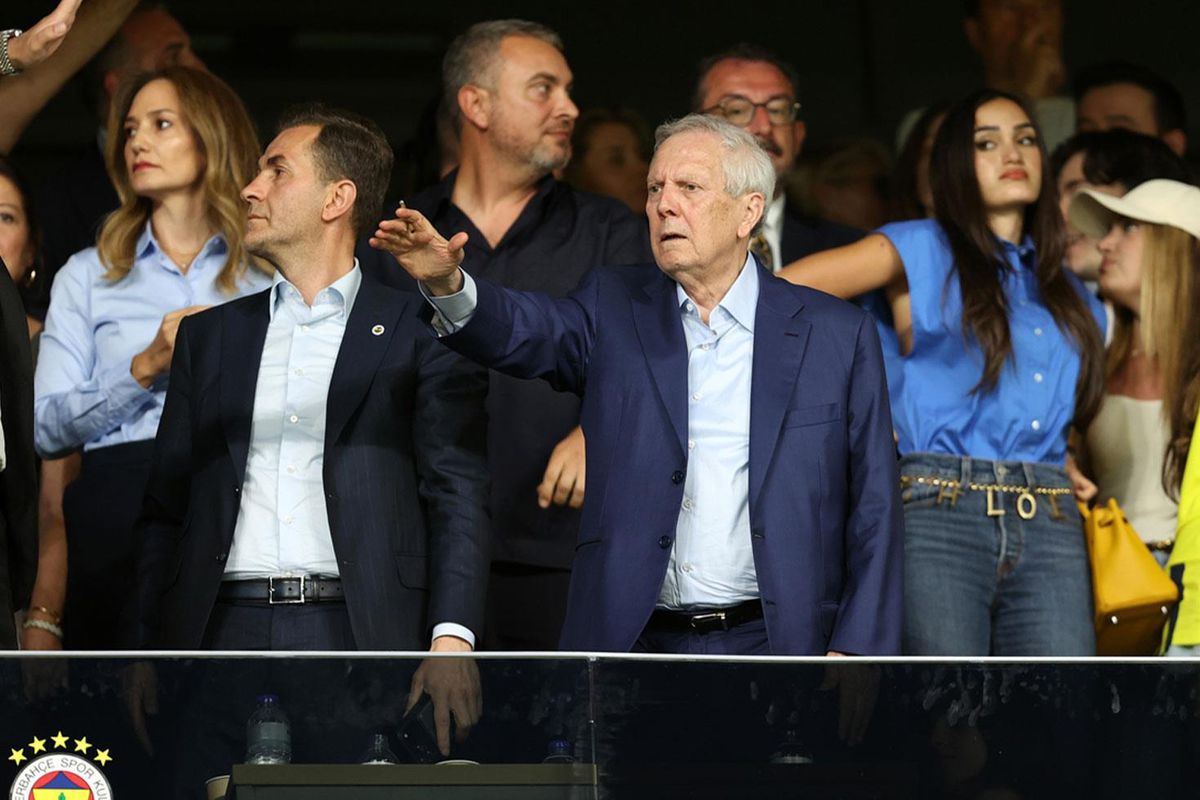 Fenerbahçe’de Teknik Direktör Zirvesi! Aykut Kocaman İçin Kritik Toplantı