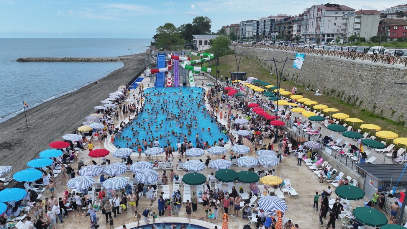 KARADENİZ'İN EN BÜYÜK VE EN UYGUN FİYATLI AQUA PARK'I ÜNYE'DE