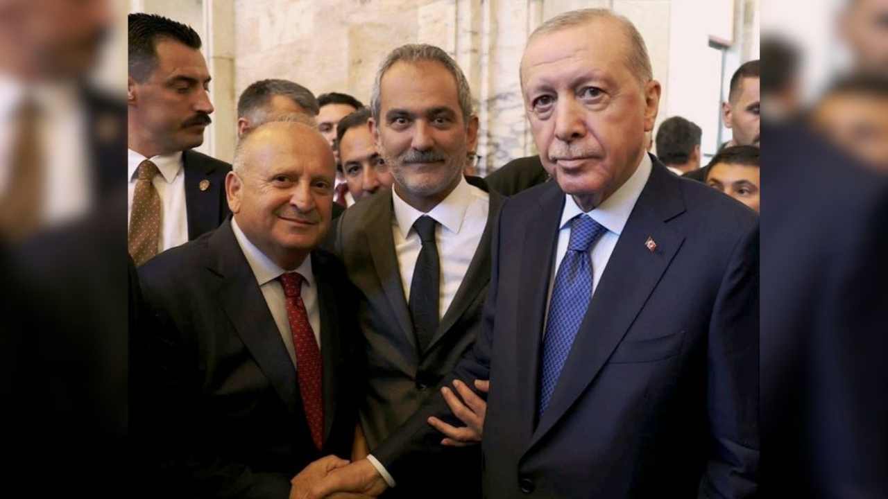 Grup Toplantısı Sonrası Mahmut Özer'den Erdoğan Paylaşımı