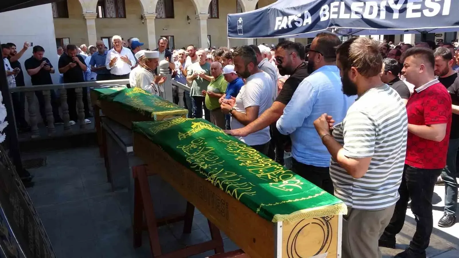 Fatsa'da Hayatını Kaybeden Aynı Aileden 3 Kişi Toprağa Verildi