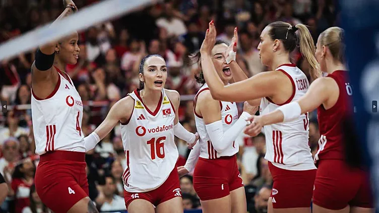 Filenin Sultanları Tayland'ı 3-1 Mağlup Etti! VNL Puan Durumunda Türkiye'nin Sırası Belli Oldu