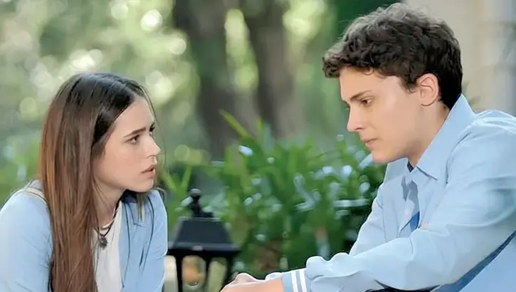 Helin Elveren ‘Daha 17’deki Deniz’i Anlattı: Gerçekte Görsem Ona Sarılırdım