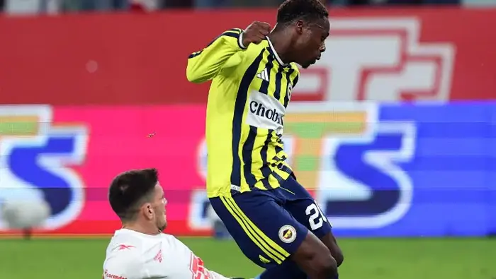 Deniz Çoban'dan Gornik Zabrze - Fenerbahçe Maçının Hakemine Eleştiri