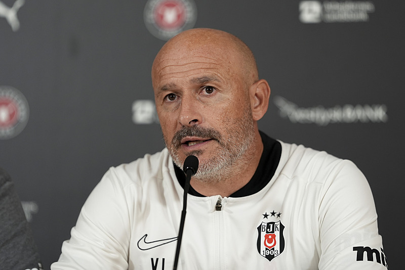 Beşiktaş'ta Golcü Operasyonu Hızlandı! Vlahovic Beklenirken Üç Yıldız Daha Gündemde