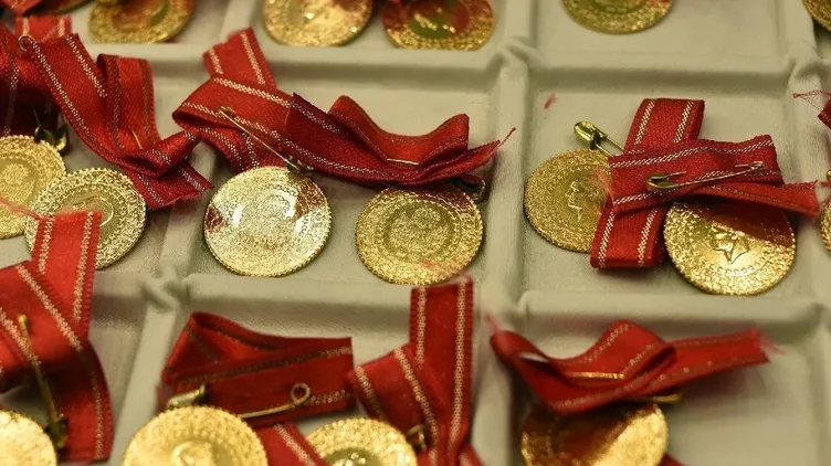 Altın Fiyatları 13 Ağustos 2026: Gram, Çeyrek Ve Cumhuriyet Altını Ne Kadar?