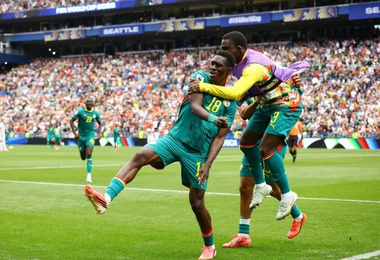 Galatasaray'dan Ismaila Sarr Hamlesi! Transferde Bekleyiş Başladı