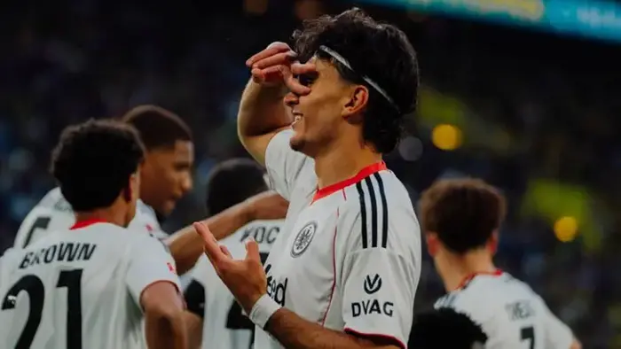 Fenerbahçe’den Can Uzun Hamlesi: Frankfurt İle İlk Temas Kuruldu