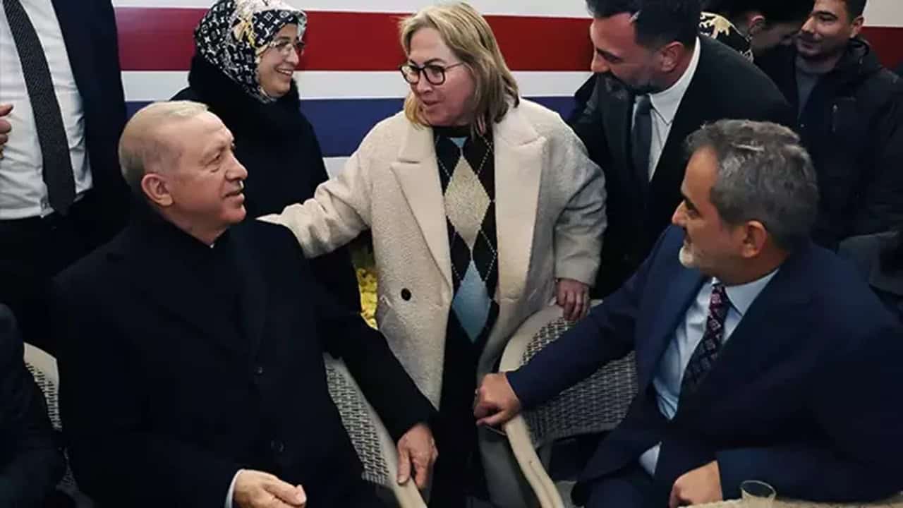 Cumhurbaşkanı Erdoğan Ordu’da Vatandaşlarla Çay Sohbetinde Buluştu